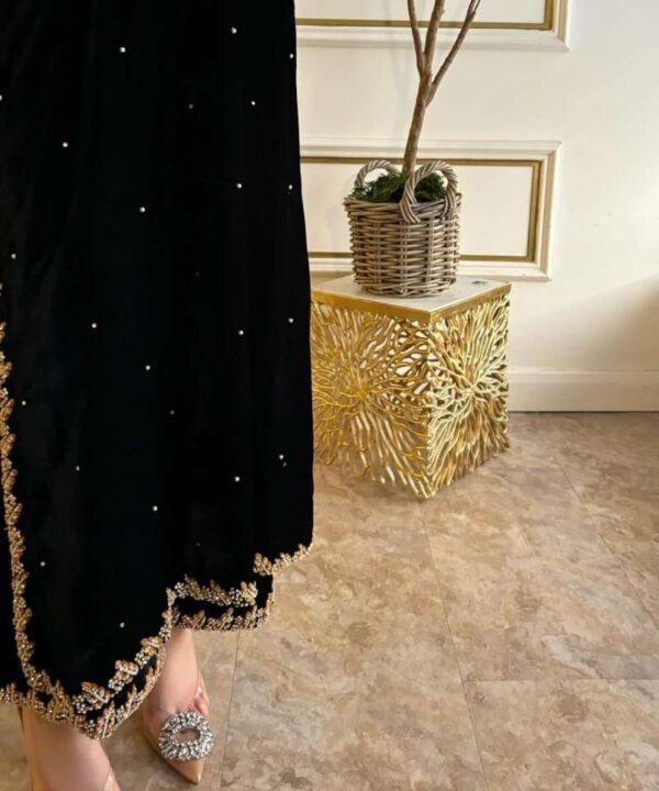 DESIGNER FANCY KURTI WITH BEAUTIFUL PALAZZO AND DUPATTA FG08