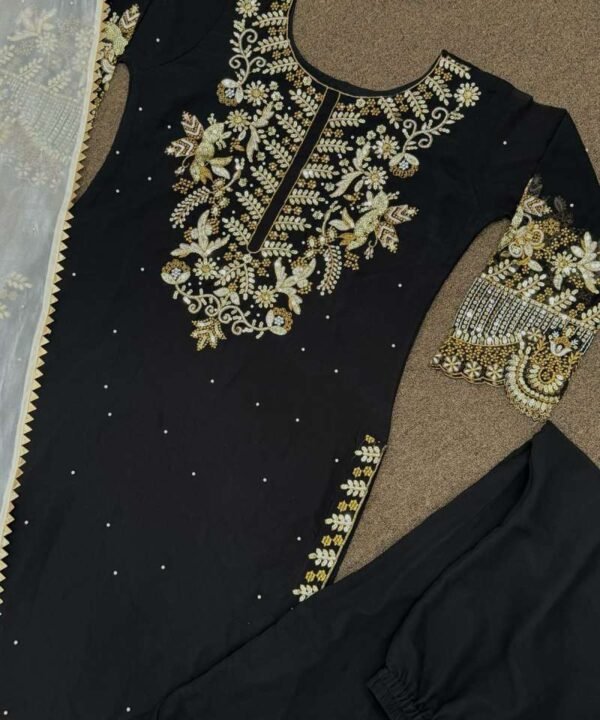 DESIGNER FANCY KURTI WITH BEAUTIFUL PALAZZO AND DUPATTA FG08