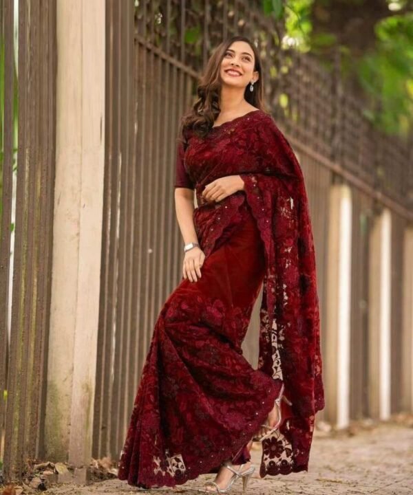 Georgette Embroidery Work Saree GS105