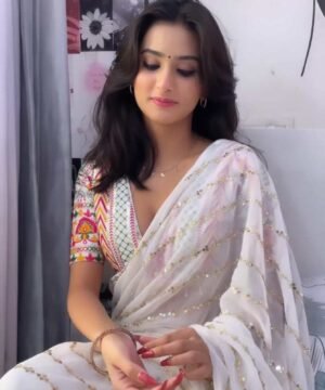 Embroidered Heavy Georgette Saree with Latkan & Unstitched Blouse EG01