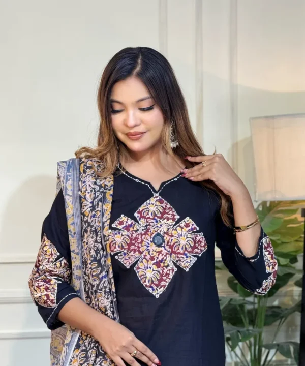 Premium Cotton Digital Print Three Piece DC22