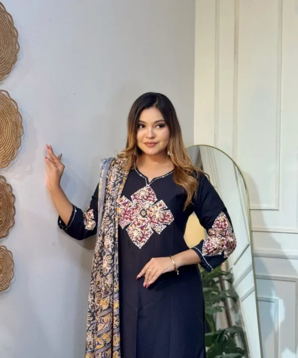 Premium Cotton Digital Print Three Piece DC22