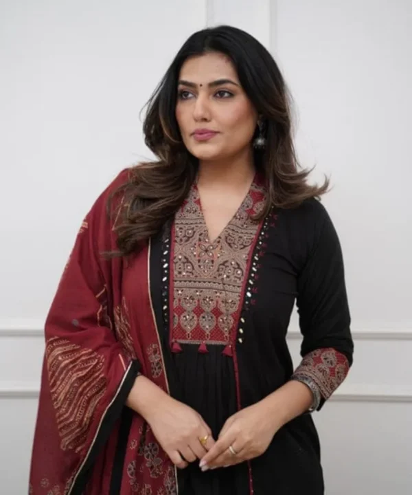 Premium Readymade Cotton Three Piece | Digital Print Orna RC22